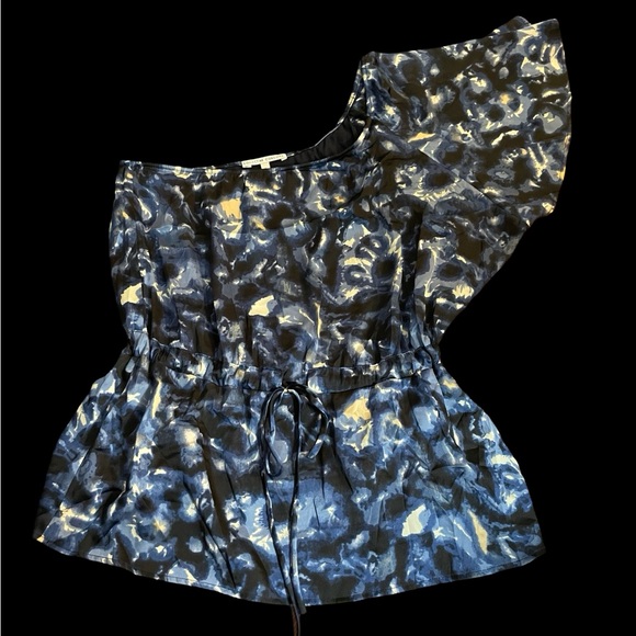 Collective Concepts Blue Floral One Shoulder top Size LG tie waist short sleeve - Picture 2 of 15